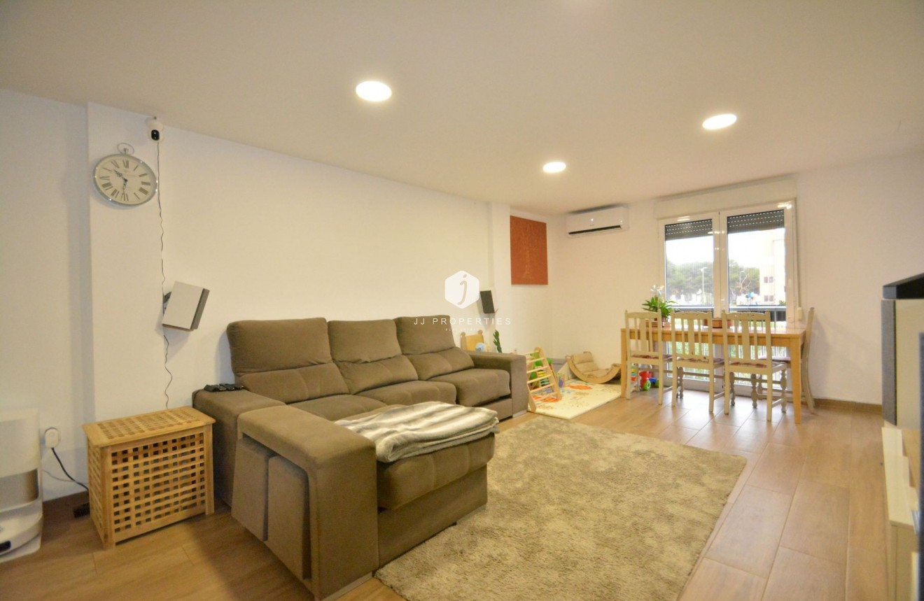 Resale - Apartment / flat -
Guardamar del Segura - Costa Blanca