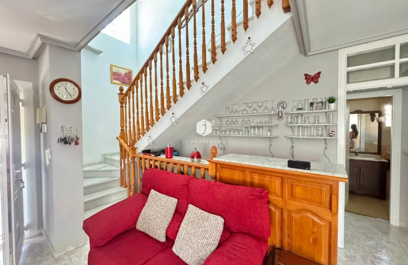 Aus zweiter Hand - Villa -
Torrevieja - Costa Blanca