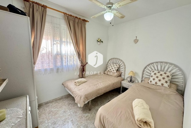 Aus zweiter Hand - Villa -
Torrevieja - Costa Blanca