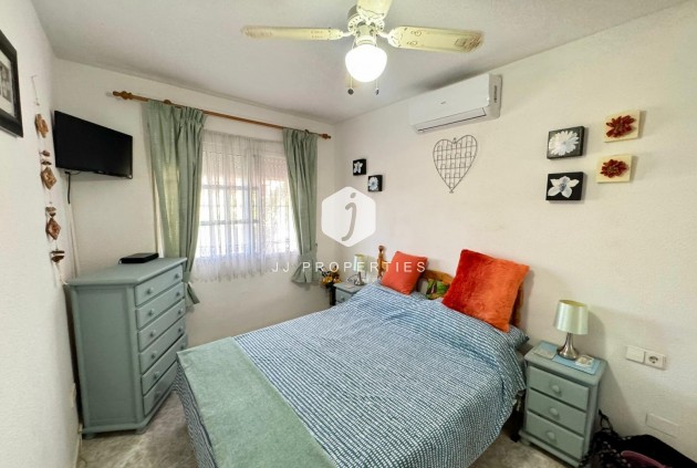 Aus zweiter Hand - Villa -
Torrevieja - Costa Blanca