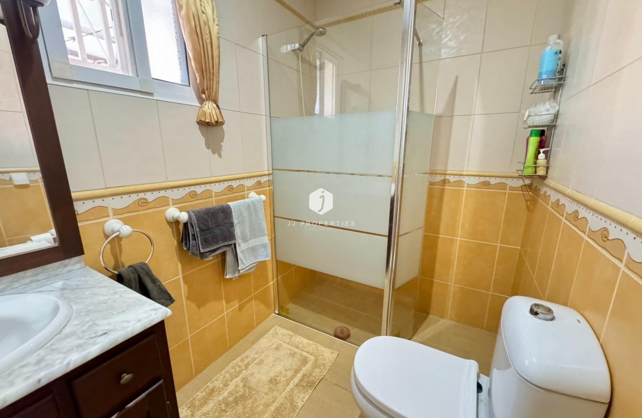 Aus zweiter Hand - Villa -
Torrevieja - Costa Blanca