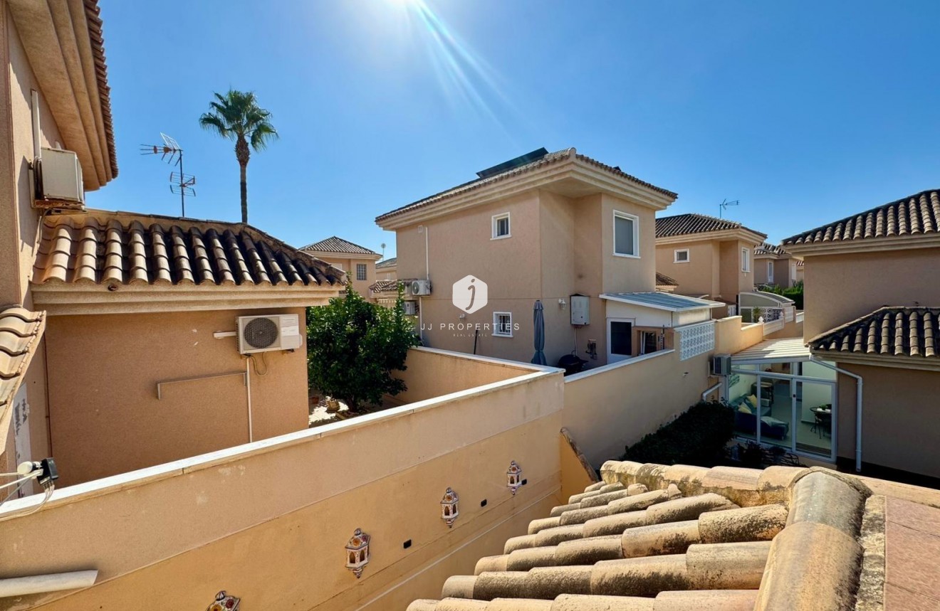 Aus zweiter Hand - Villa -
Torrevieja - Costa Blanca