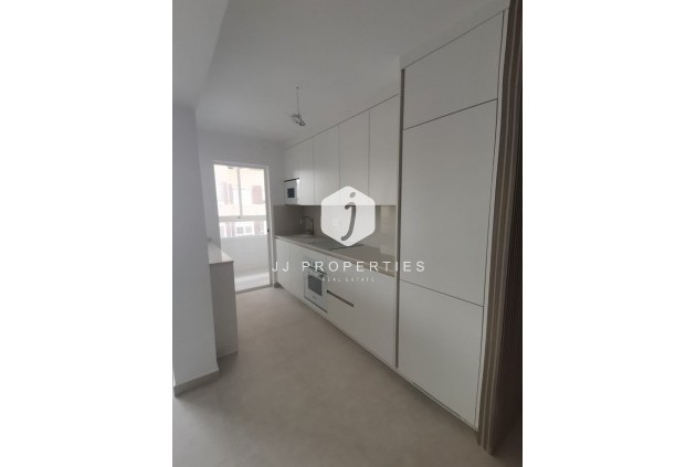 Resale - Apartment / flat -
Torrevieja - Costa Blanca