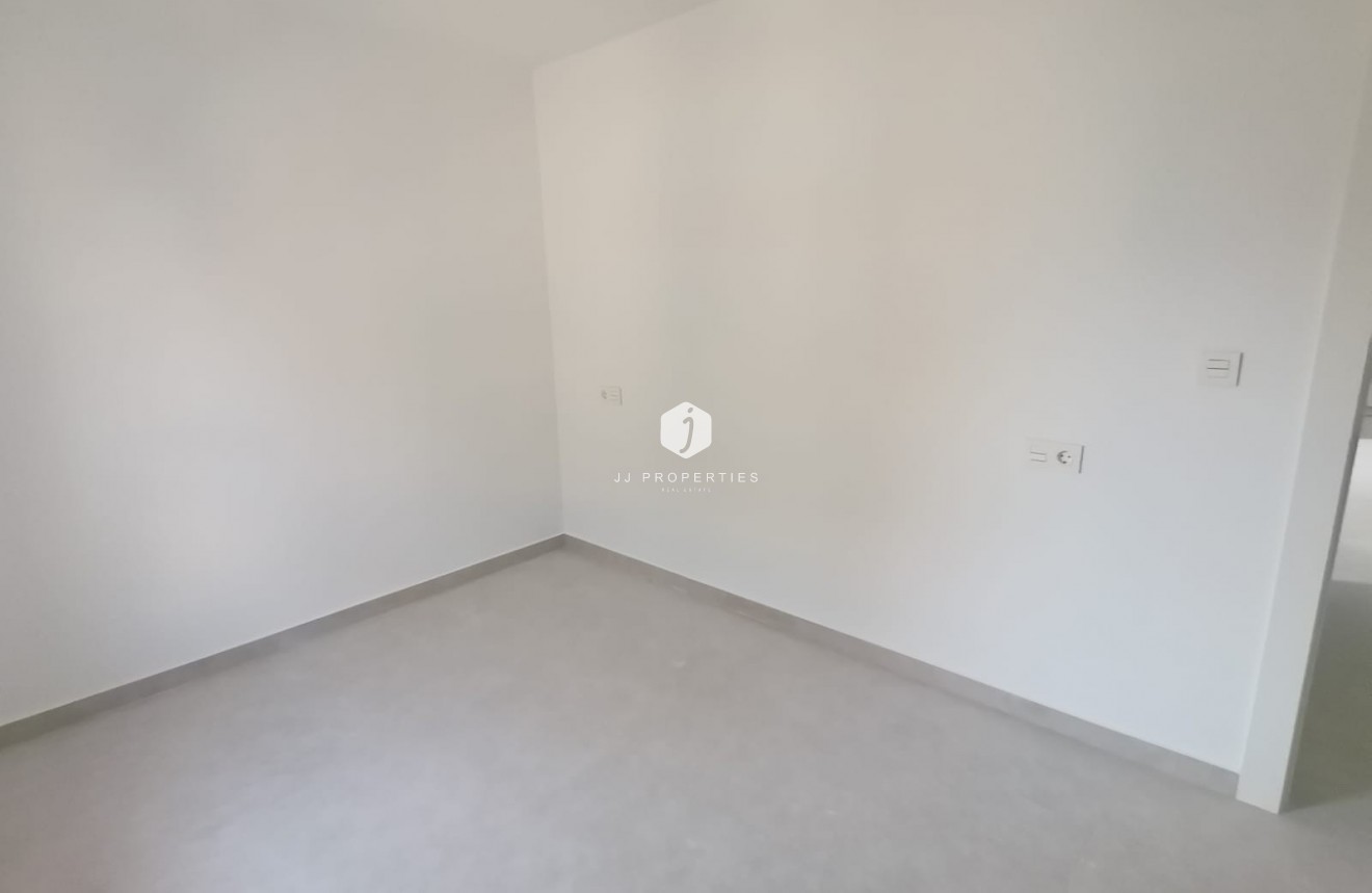 Resale - Apartment / flat -
Torrevieja - Costa Blanca