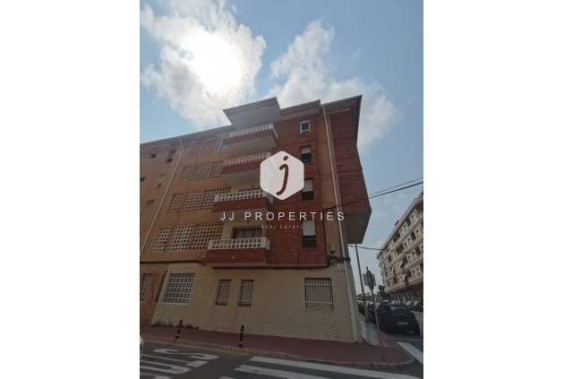 Resale - Apartment / flat -
Torrevieja - Costa Blanca