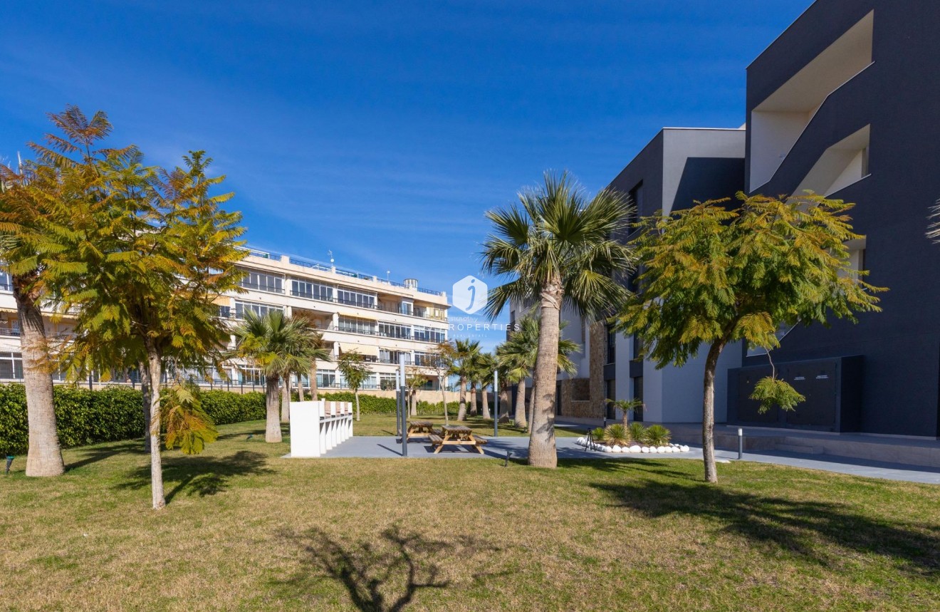 Aus zweiter Hand - Penthouse -
Orihuela Costa - Playa Flamenca