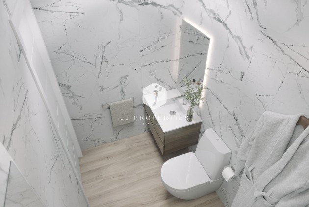 Neue Gebäude - Penthouse -
Torrevieja - Centro