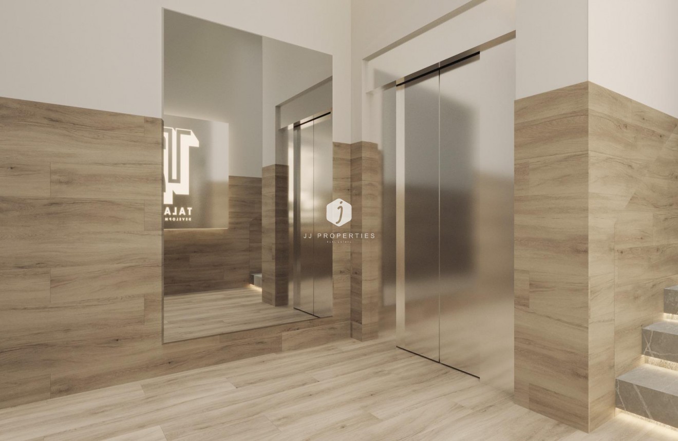 Neue Gebäude - Penthouse -
Torrevieja - Centro