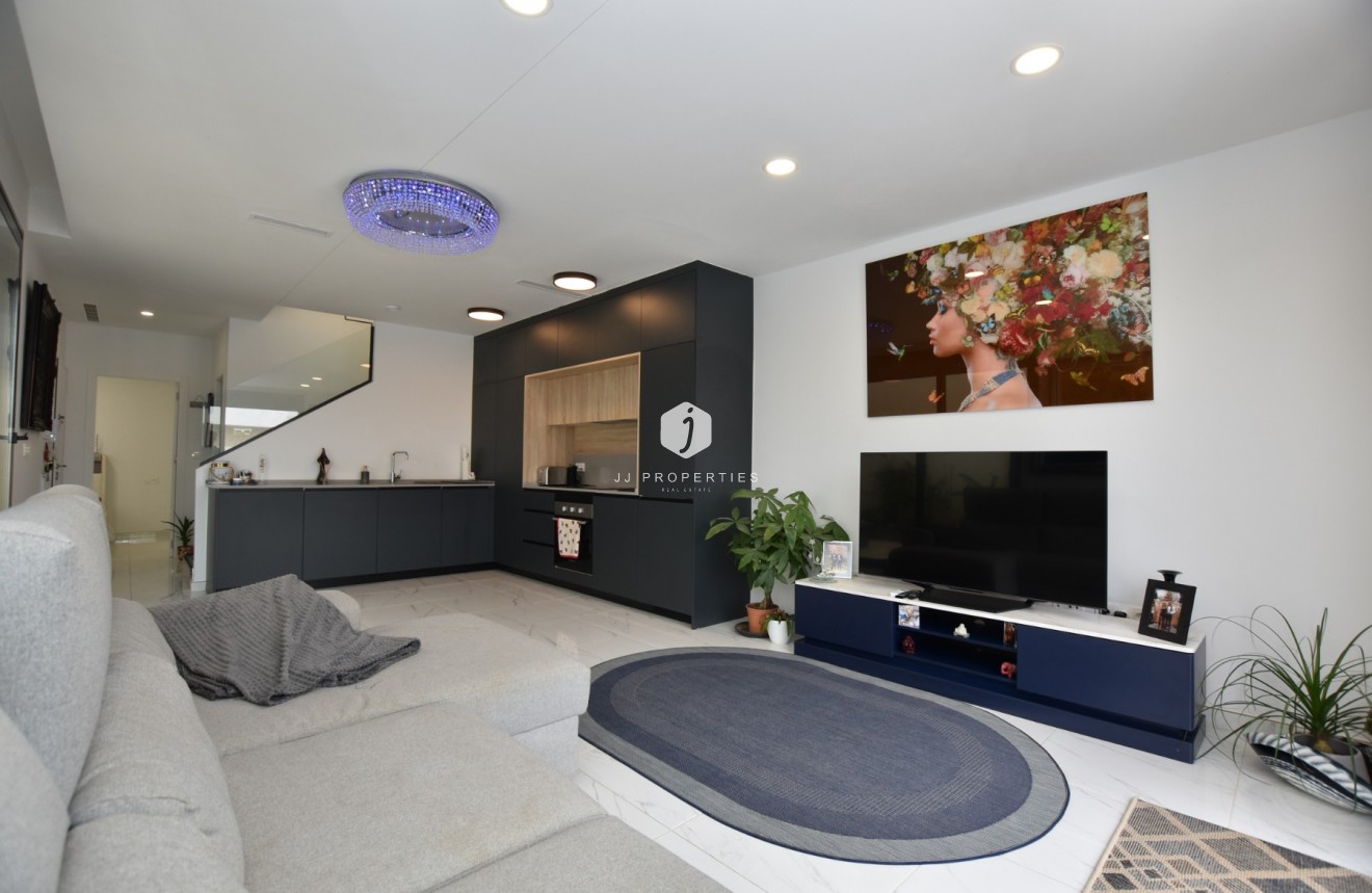 Resale - Villa -
Los Montesinos - Costa Blanca