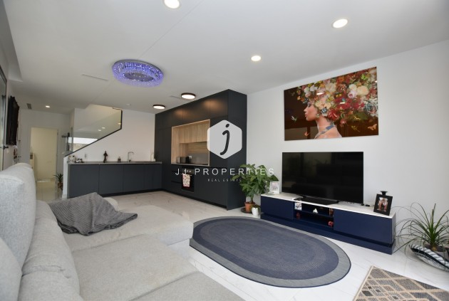 Resale - Villa -
Los Montesinos - Costa Blanca