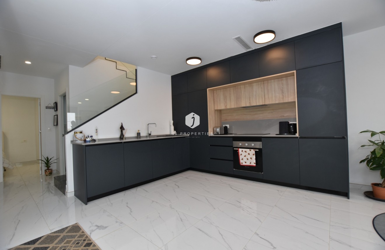 Resale - Villa -
Los Montesinos - Costa Blanca