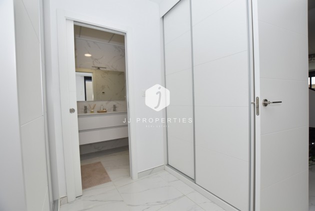 Resale - Villa -
Los Montesinos - Costa Blanca