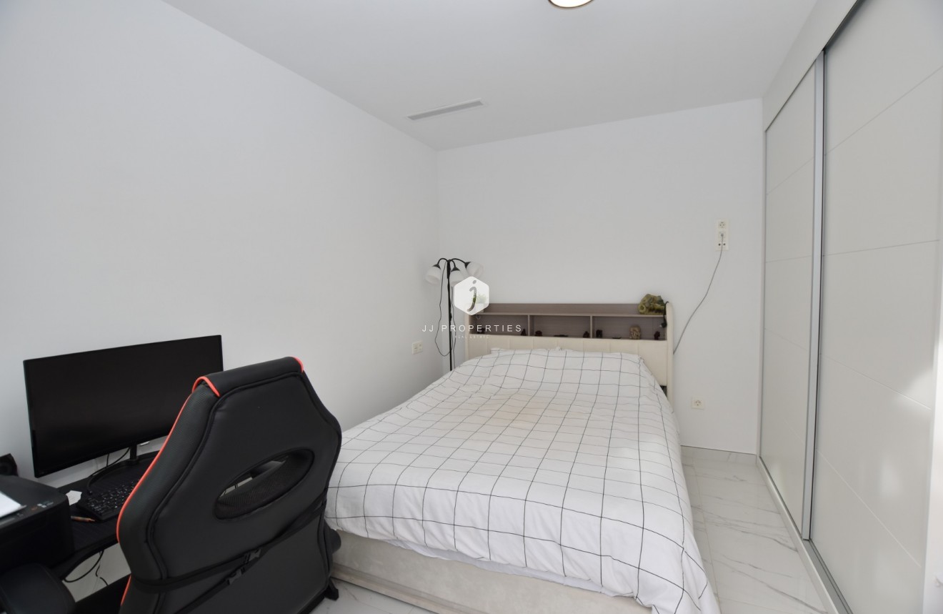 Resale - Villa -
Los Montesinos - Costa Blanca