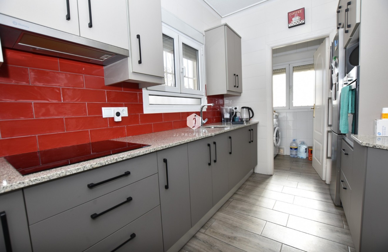 Resale - Villa -
Algorfa - Inland