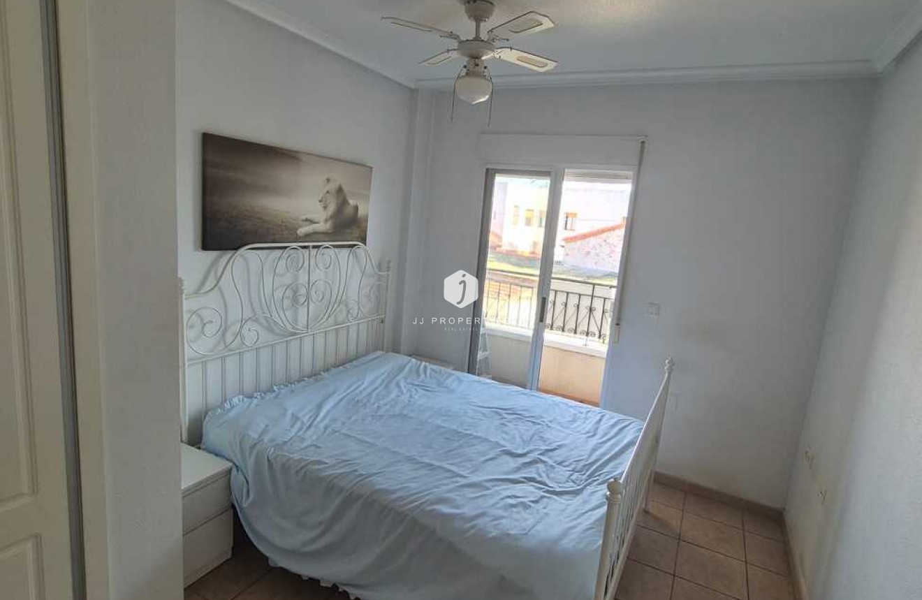 Resale - Apartment / flat -
Jacarilla - Costa Blanca