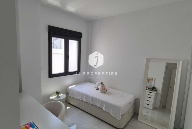 Resale - Villa -
Bigastro - Costa Blanca