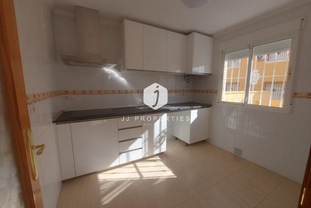 Resale - Chalet -
Rojales - Inland