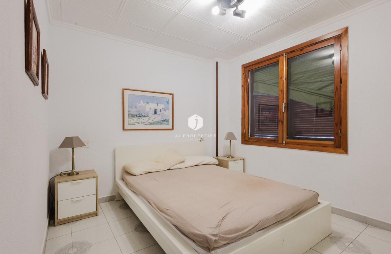 Tweedehands - Appartement / flat -
Torrevieja - Costa Blanca