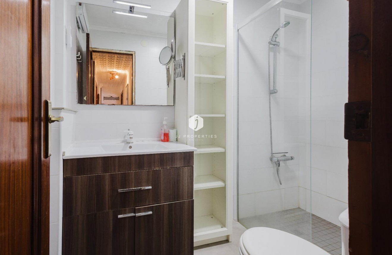 Tweedehands - Appartement / flat -
Torrevieja - Costa Blanca