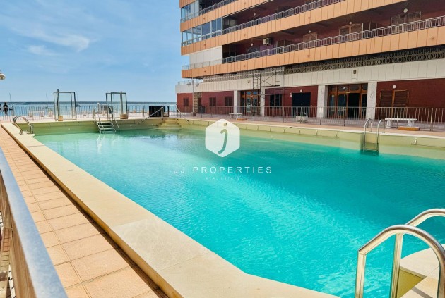 Tweedehands - Appartement / flat -
Torrevieja - Costa Blanca