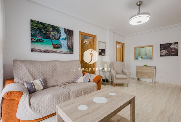 Resale - Apartment / flat -
Torrevieja - Costa Blanca