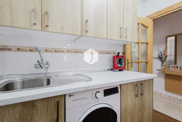 Resale - Apartment / flat -
Torrevieja - Costa Blanca