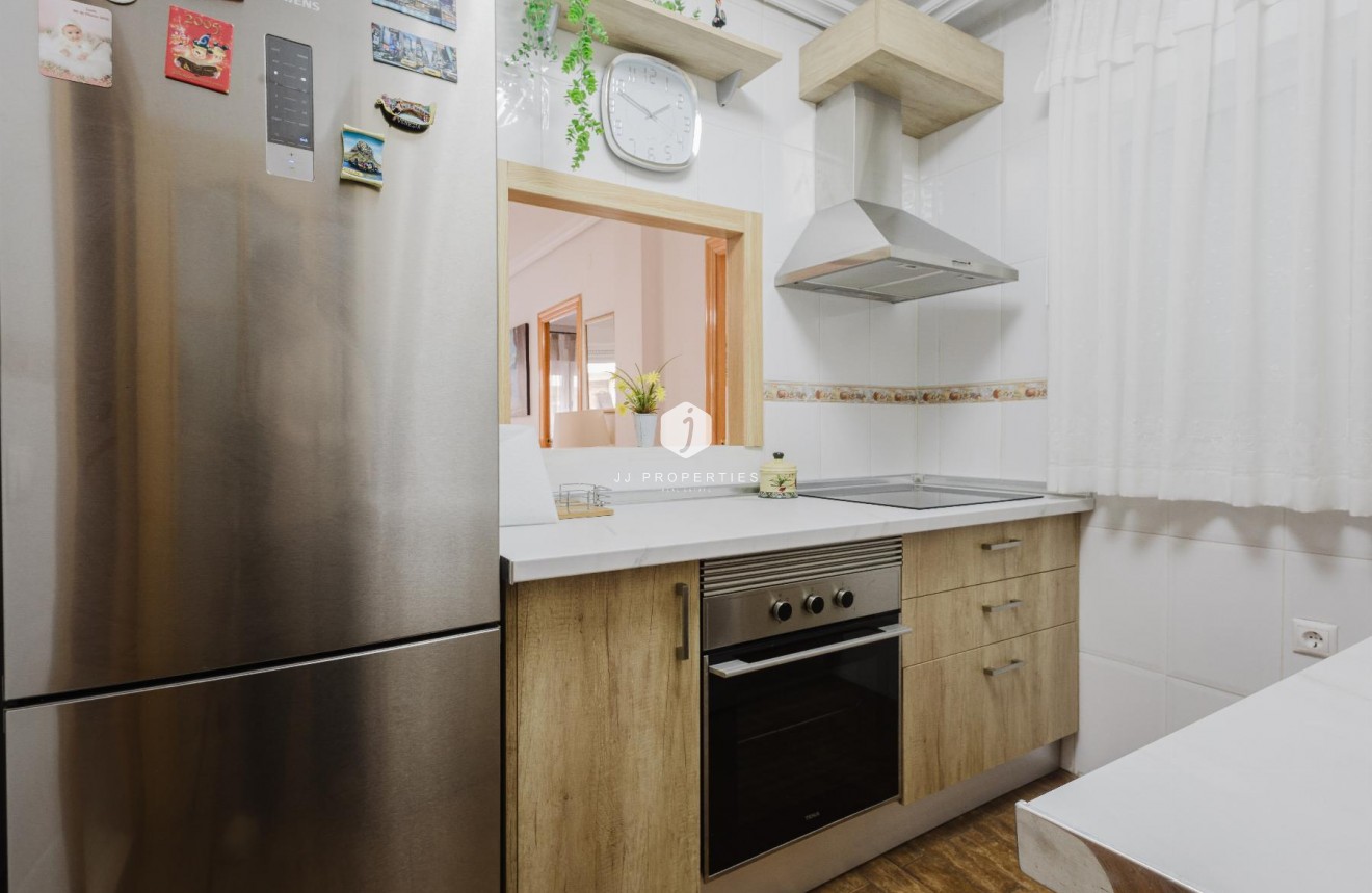 Resale - Apartment / flat -
Torrevieja - Costa Blanca