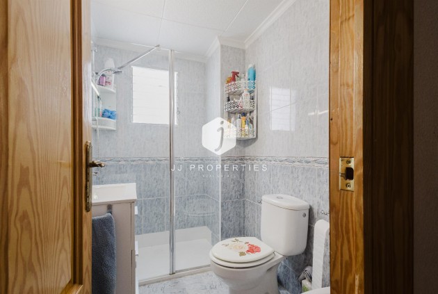 Resale - Apartment / flat -
Torrevieja - Costa Blanca