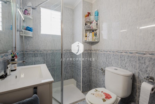 Resale - Apartment / flat -
Torrevieja - Costa Blanca