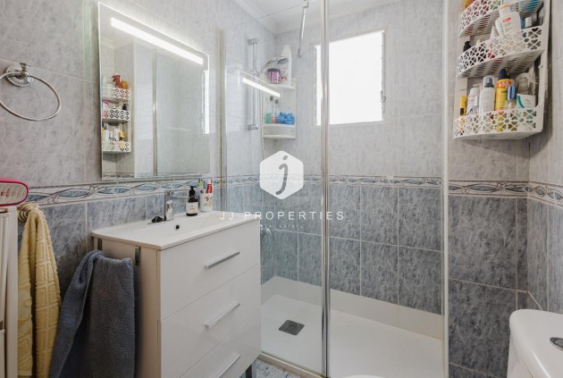 Resale - Apartment / flat -
Torrevieja - Costa Blanca