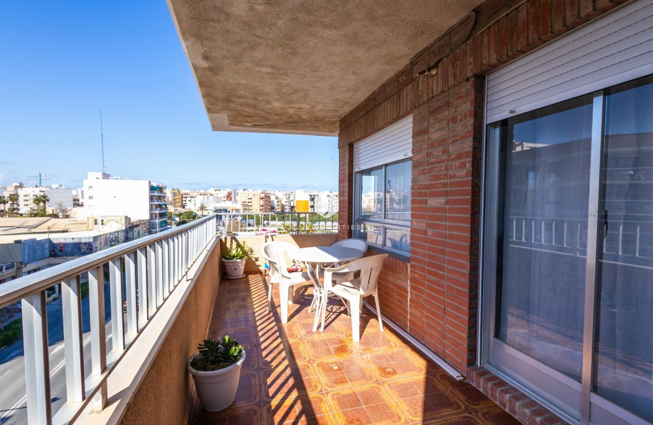 Tweedehands - Appartement / flat -
Torrevieja - Costa Blanca
