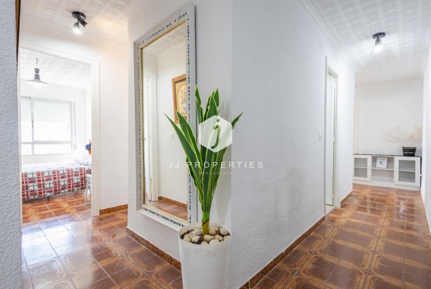 Tweedehands - Appartement / flat -
Torrevieja - Costa Blanca