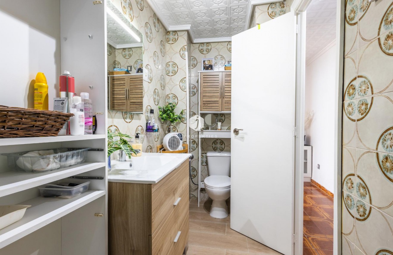 Tweedehands - Appartement / flat -
Torrevieja - Costa Blanca