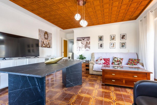 Tweedehands - Appartement / flat -
Torrevieja - Costa Blanca