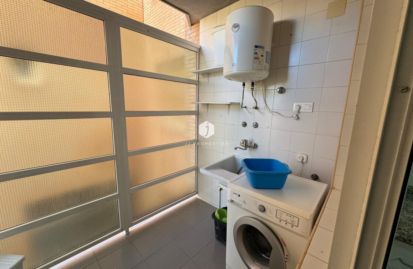 Aus zweiter Hand - Wohnung -
San Miguel de Salinas - Inland