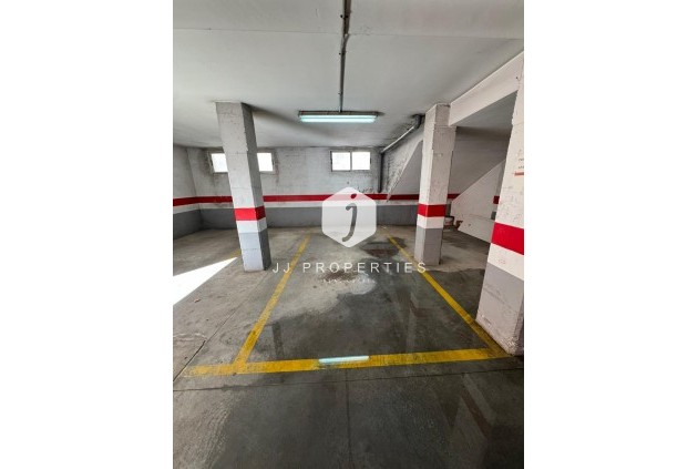 Aus zweiter Hand - Wohnung -
San Miguel de Salinas - Inland