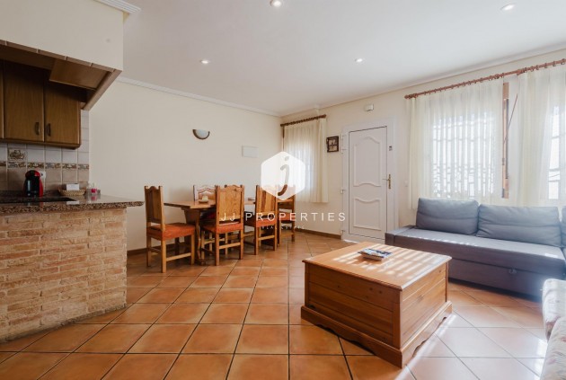 Resale - Bungalow -
Torrevieja - Costa Blanca