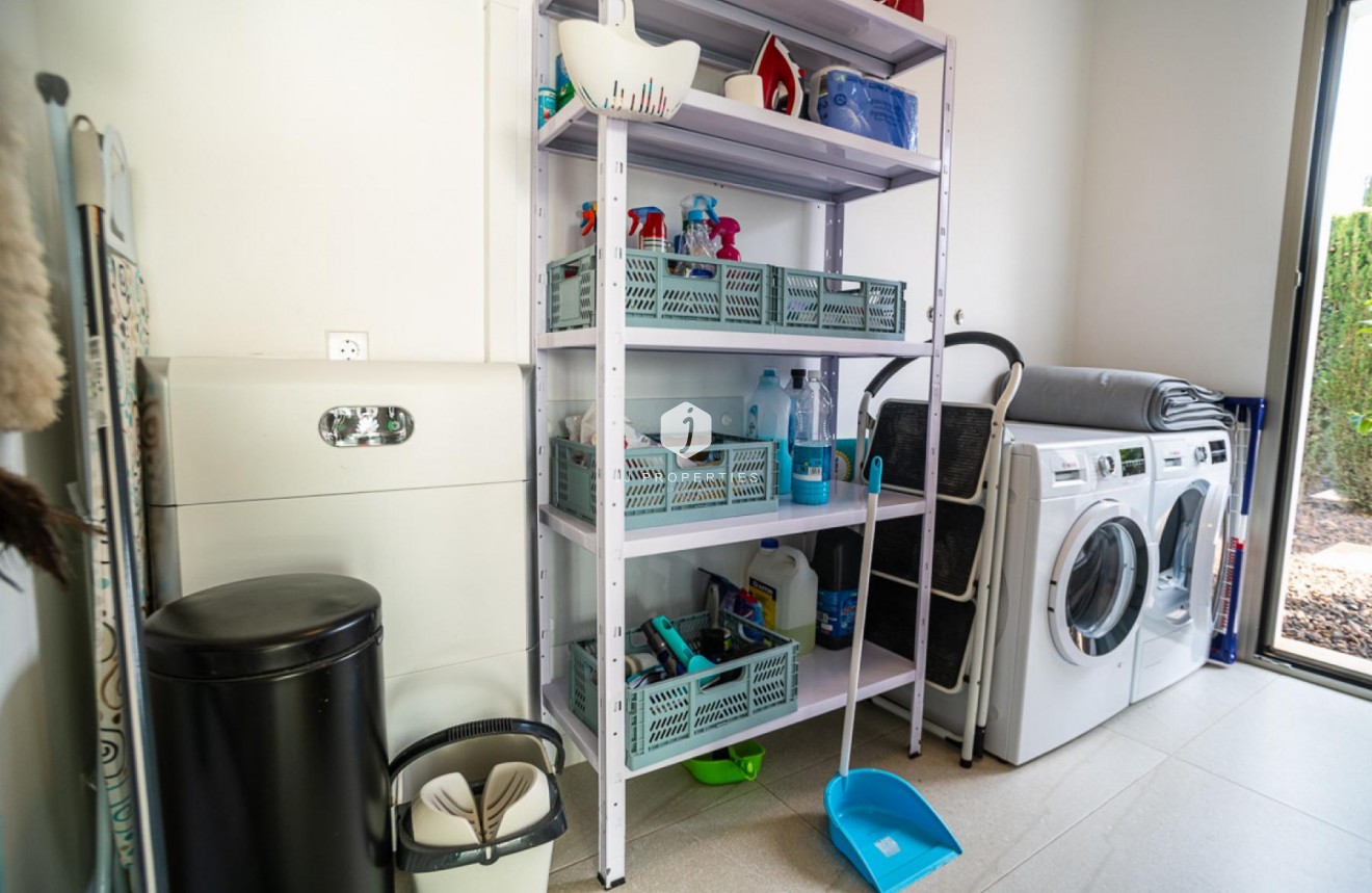 Resale - Villa -
Orihuela Costa - Costa Blanca