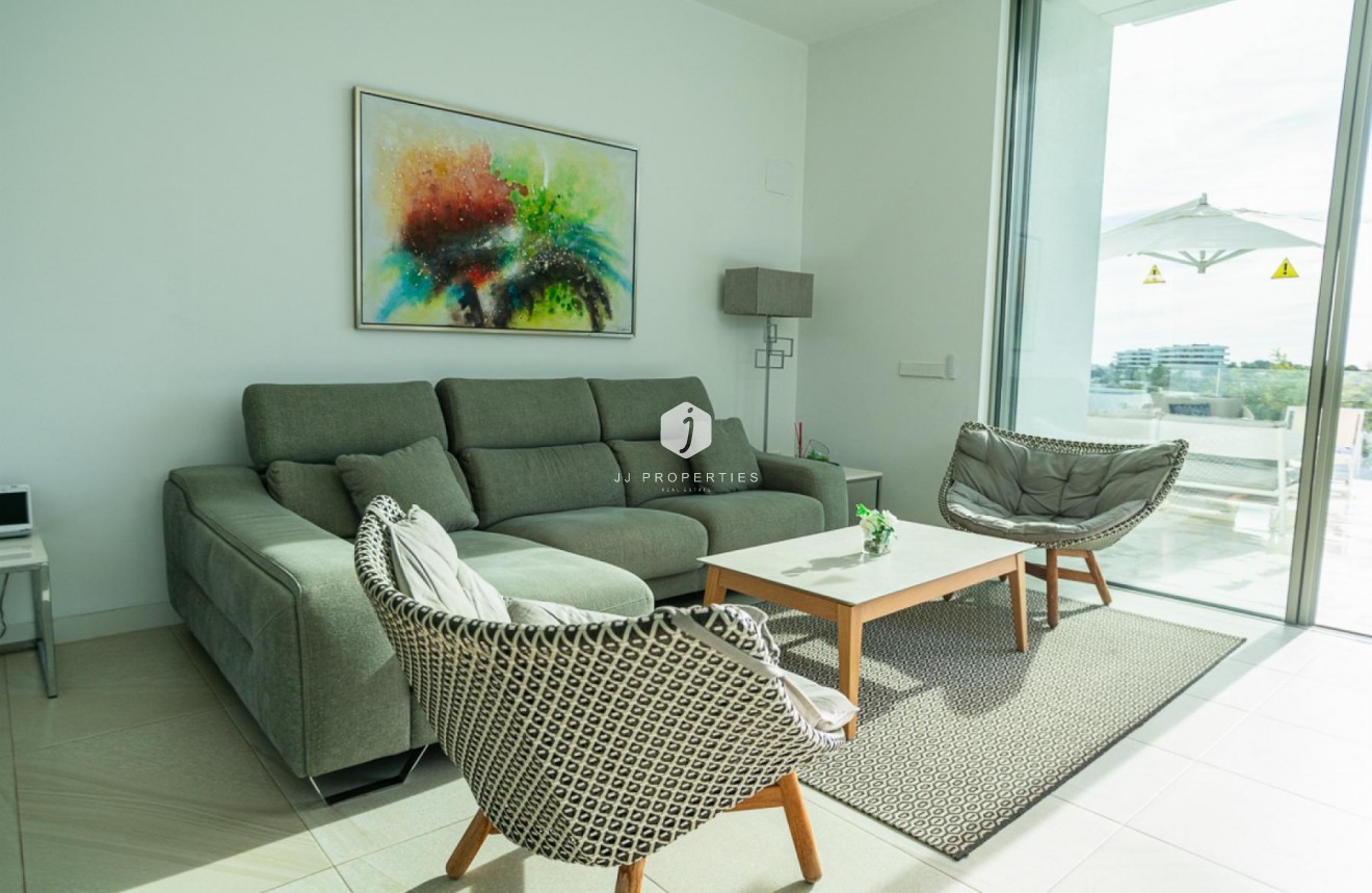 Resale - Villa -
Orihuela Costa - Costa Blanca