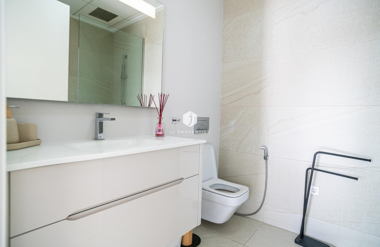 Resale - Villa -
Orihuela Costa - Costa Blanca