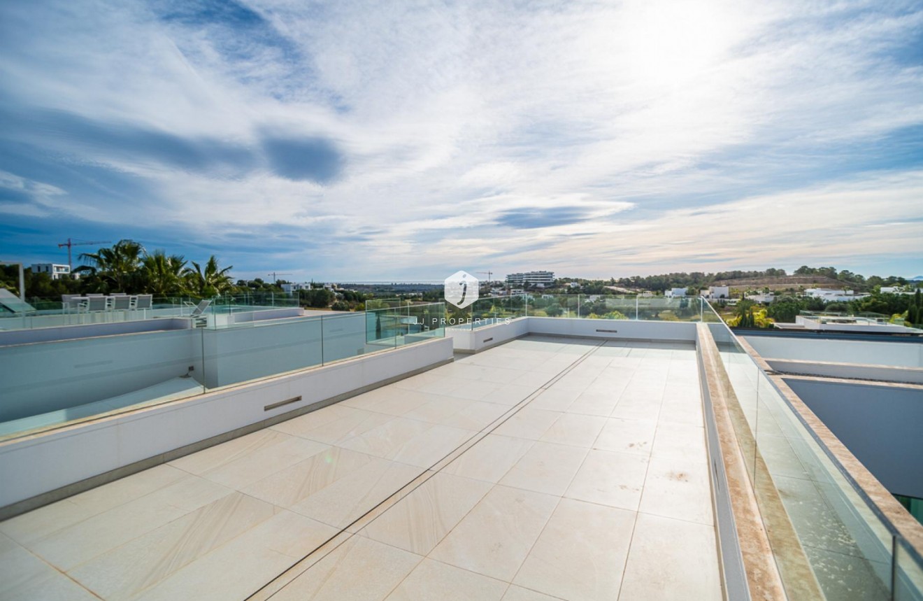 Resale - Villa -
Orihuela Costa - Costa Blanca