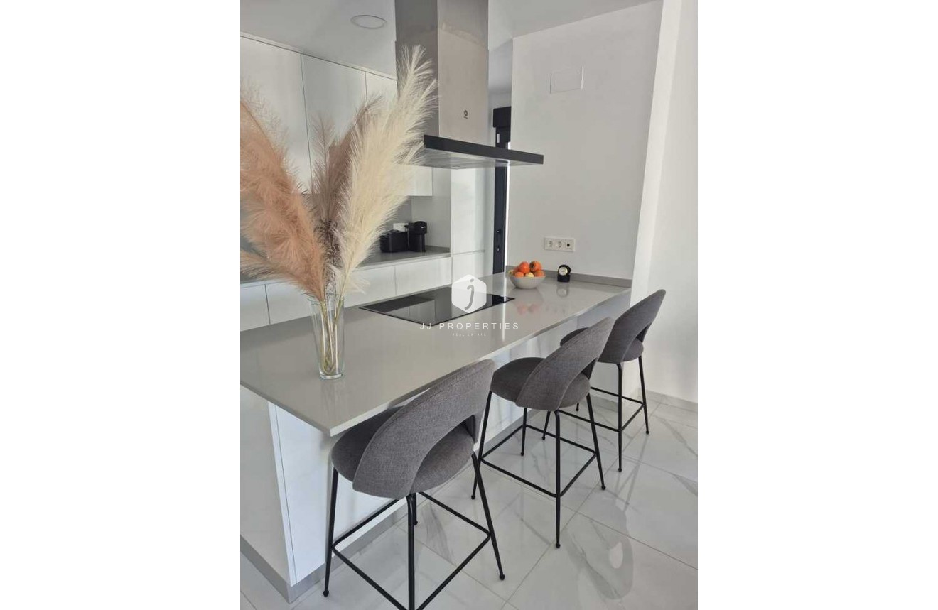 Resale - Villa -
Bigastro - Inland