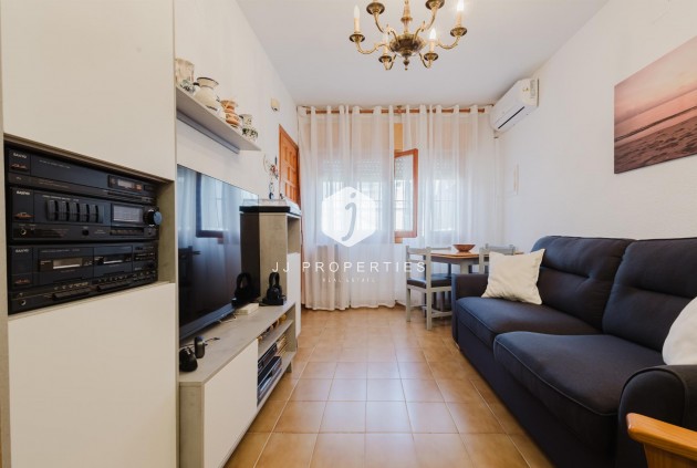 Resale - Bungalow -
Torrevieja - Costa Blanca