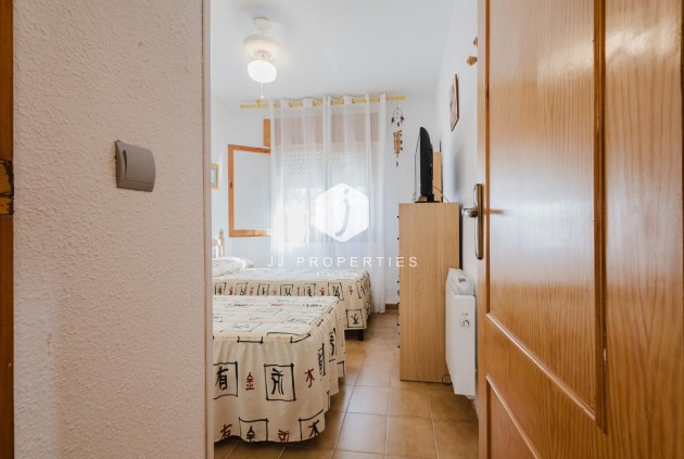 Resale - Bungalow -
Torrevieja - Costa Blanca