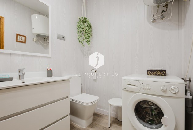 Resale - Bungalow -
Torrevieja - Costa Blanca