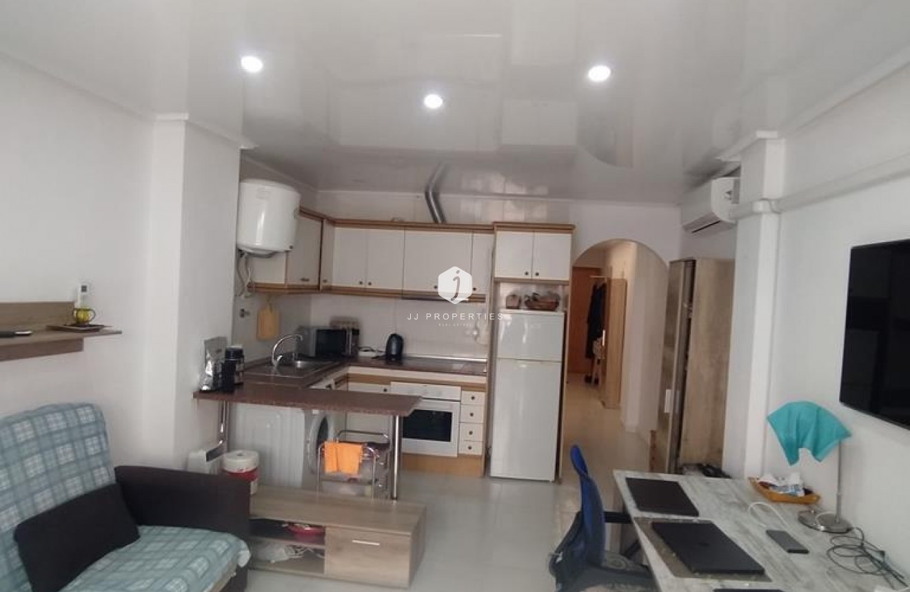 Resale - Apartment / flat -
Torrevieja - HABANERAS - LA LOMA