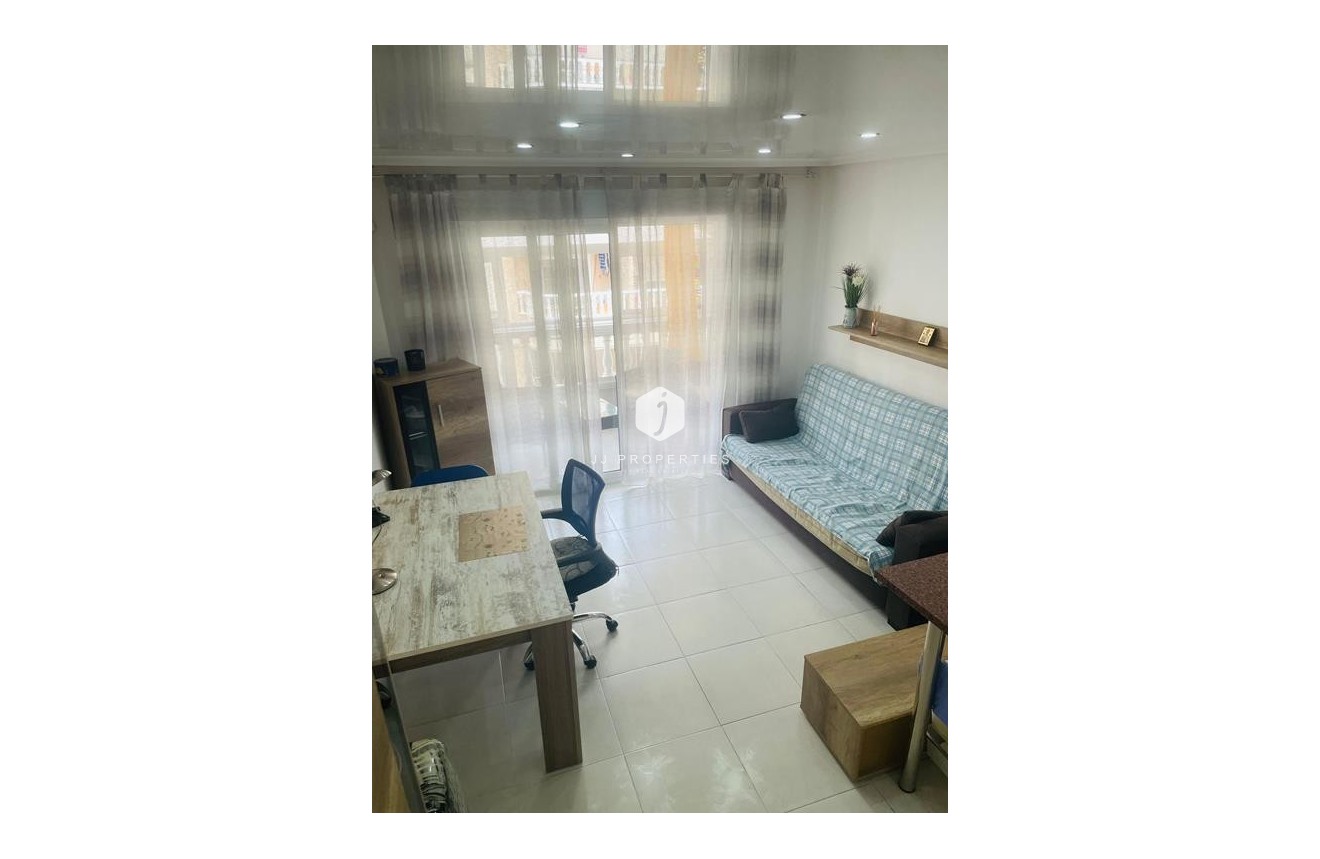 Resale - Apartment / flat -
Torrevieja - HABANERAS - LA LOMA