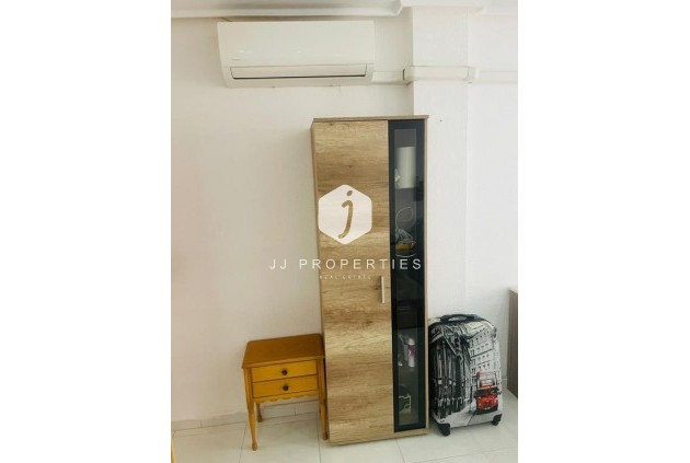 Resale - Apartment / flat -
Torrevieja - HABANERAS - LA LOMA