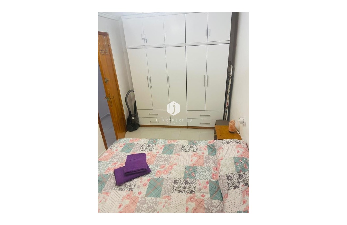 Resale - Apartment / flat -
Torrevieja - HABANERAS - LA LOMA