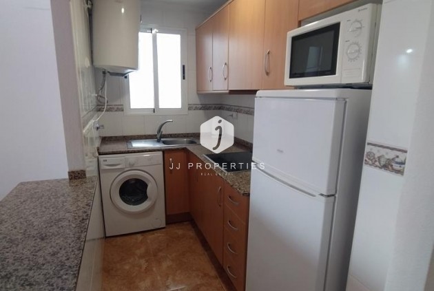 Tweedehands - Appartement / flat -
Torrevieja - CASCO URBANO